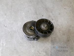 Used Drive belt tensioner Peugeot 206 (2A/C/H/J/S) 2.0 XS,XT HDi Price € 25,20 Margin scheme offered by Autodemontage Veenendaal BV
