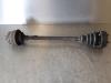 Drive shaft, rear right from a Volkswagen Passat Variant Syncro/4Motion (3B5) 2.8 30V Syncro 2000