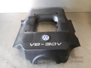 Używane Pokrywa silnika Volkswagen Passat Variant Syncro/4Motion (3B5) 2.8 30V Syncro Cena € 78,75 Procedura marży oferowane przez Autodemontage Veenendaal BV