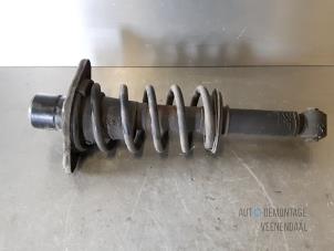 Used Rear shock absorber, right Volkswagen Passat Variant Syncro/4Motion (3B5) 2.8 30V Syncro Price € 40,95 Margin scheme offered by Autodemontage Veenendaal BV