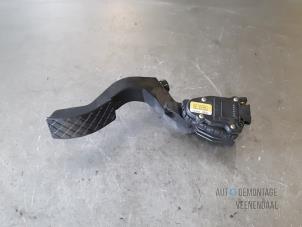 Used Accelerator pedal Volkswagen Passat Variant Syncro/4Motion (3B5) 2.8 30V Syncro Price € 31,50 Margin scheme offered by Autodemontage Veenendaal BV