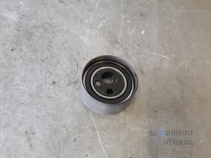 Usados Rodillo tensor correa múltiple Volkswagen Passat Variant Syncro/4Motion (3B5) 2.8 30V Syncro Precio € 33,00 Norma de margen ofrecido por Autodeleninkleur