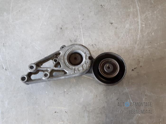 Usados Rodillo tensor correa múltiple Audi A4 Avant (B5) 1.6 Precio € 22,00 Norma de margen ofrecido por Autodeleninkleur