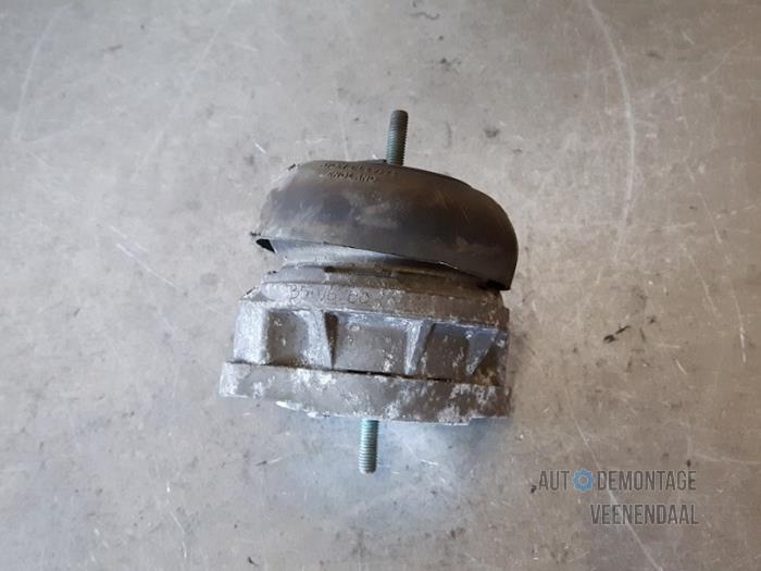 Used Engine mount Audi A4 (B5) 2.6 E V6 Price € 11,00 Margin scheme offered by Autodeleninkleur