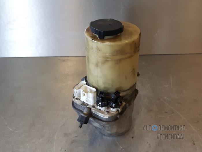 Usagé Pompe de direction Opel Vectra C GTS 3.2 V6 24V Prix € 93,50 Règlement à la marge proposé par Autodeleninkleur