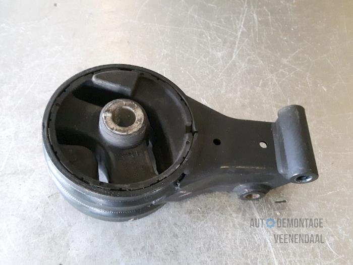 Used Engine mount Opel Vectra C GTS 3.2 V6 24V Price € 15,40 Margin scheme offered by Autodeleninkleur