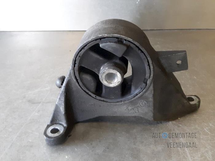 Used Engine mount Opel Vectra C GTS 3.2 V6 24V Price € 15,40 Margin scheme offered by Autodeleninkleur