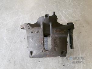 Used Front brake calliper, left Renault Kangoo (KC) 1.2 16V Price € 10,00 Margin scheme offered by Autodemontage Veenendaal BV