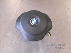 Usados Airbag izquierda (volante) BMW 1 serie (E87/87N) 118d 16V Precio € 52,50 Norma de margen ofrecido por Autodemontage Veenendaal BV