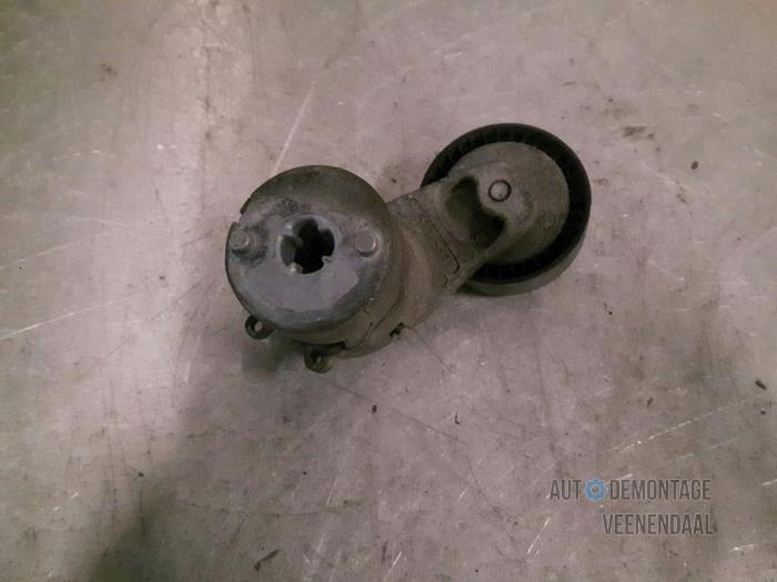 Usados Rodillo tensor correa múltiple Opel Astra G (F08/48) 1.8 16V Precio € 22,00 Norma de margen ofrecido por Autodeleninkleur