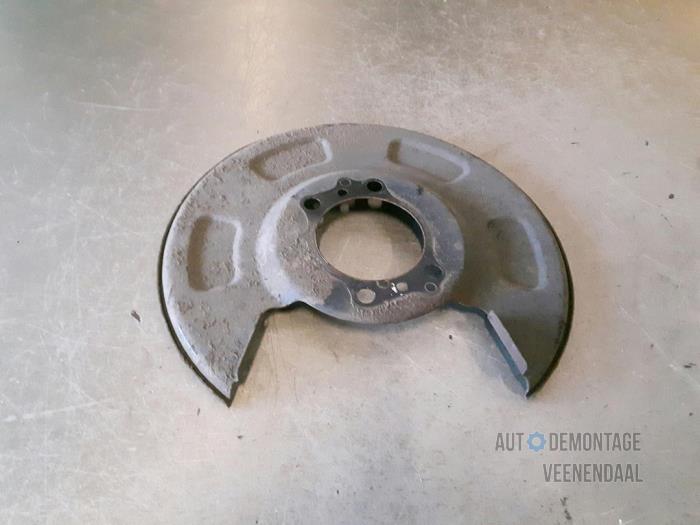 Brake anchor plate from a Kia Picanto (TA) 1.0 12V 2014