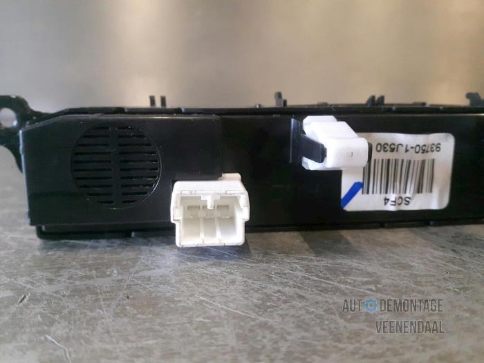 Panic lighting switch from a Hyundai i20 1.2i 16V 2014