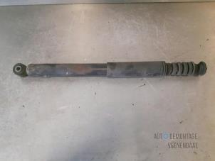 Used Rear shock absorber, left Renault Clio III (BR/CR) 1.5 dCi 85 Price € 9,00 Margin scheme offered by Autodemontage Veenendaal BV