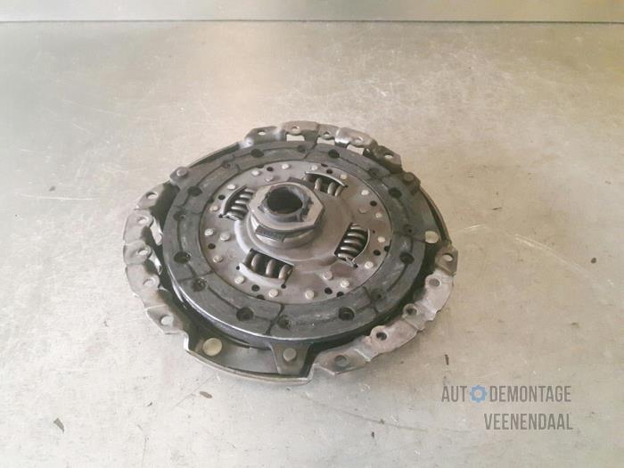 Clutch plate from a Fiat Punto II (188) 1.2 60 S 2000