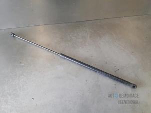 Used Bonnet gas strut, left Volvo S40 (MS) 1.6 16V Price € 9,00 Margin scheme offered by Autodemontage Veenendaal BV