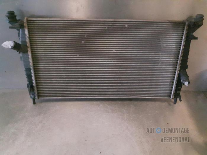 Usagé Radiateur Volvo S40 (MS) 1.6 16V Prix € 50,00 Règlement à la marge proposé par Autodeleninkleur