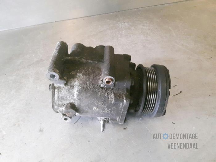 Usagé Pompe clim Ford Focus 1 Wagon 1.8 TDdi Prix € 24,00 Règlement à la marge proposé par Autodeleninkleur