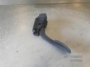 Used Accelerator pedal Ford Fiesta 6 (JA8) 1.4 TDCi Price € 18,00 Margin scheme offered by Autodemontage Veenendaal BV