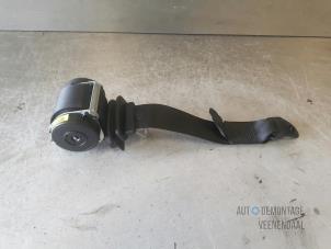 Used Rear seatbelt, right BMW Mini One/Cooper (R50) 1.4 D One Price € 19,00 Margin scheme offered by Autodemontage Veenendaal BV