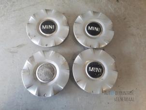 Used Wheel cover set BMW Mini One/Cooper (R50) 1.4 D One Price € 30,00 Margin scheme offered by Autodemontage Veenendaal BV