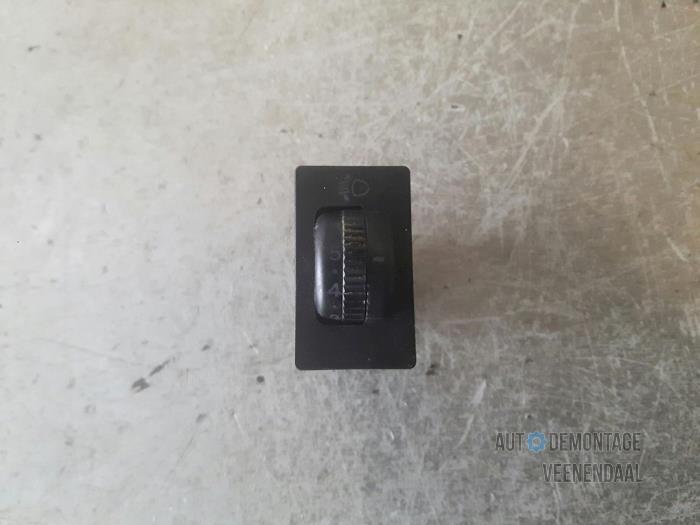 Headlight level height control switch