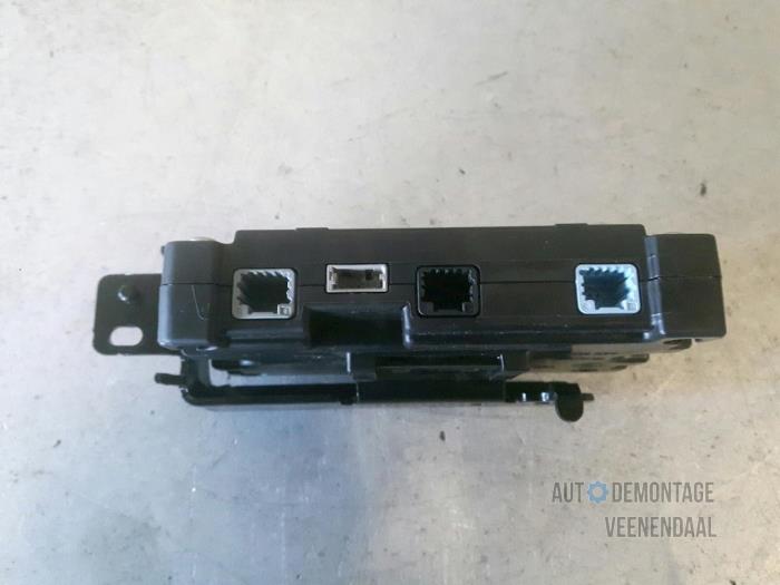 Module (miscellaneous) from a Renault Grand Scénic III (JZ) 1.5 dCi 105 2012