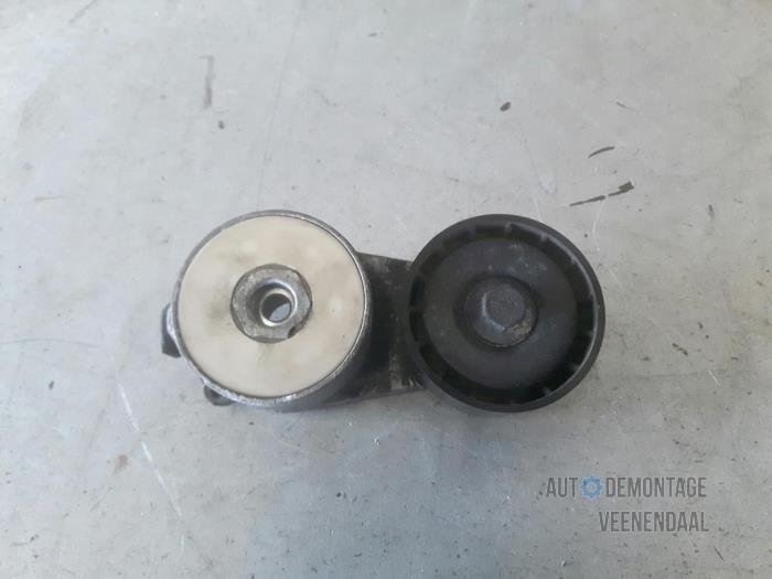Usados Rodillo tensor correa múltiple Alfa Romeo MiTo (955) 1.4 16V Precio € 15,00 Norma de margen ofrecido por Autodeleninkleur