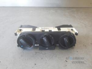 Used Heater control panel Volkswagen Fox (5Z) 1.2 Price € 9,00 Margin scheme offered by Autodemontage Veenendaal BV