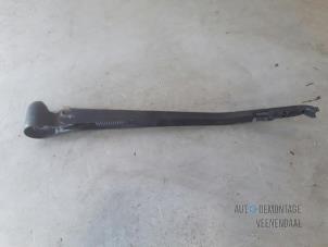Used Rear wiper arm BMW 1 serie (E87/87N) 116i 1.6 16V Price € 7,00 Margin scheme offered by Autodemontage Veenendaal BV