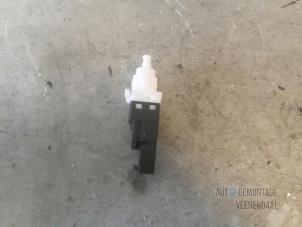 Used Brake light switch Ford Ka II 1.2 Price € 7,00 Margin scheme offered by Autodemontage Veenendaal BV