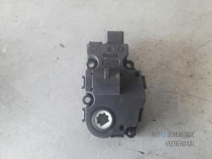 Used Heater valve motor Renault Clio IV (5R) 1.2 16V Price € 14,70 Margin scheme offered by Autodemontage Veenendaal BV