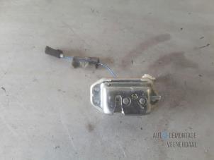 Used Tailgate lock mechanism Chevrolet Matiz 1.0 Price € 9,00 Margin scheme offered by Autodemontage Veenendaal BV