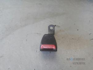 Used Rear seatbelt buckle, left BMW 3 serie (E36/4) 316i Price € 5,00 Margin scheme offered by Autodemontage Veenendaal BV