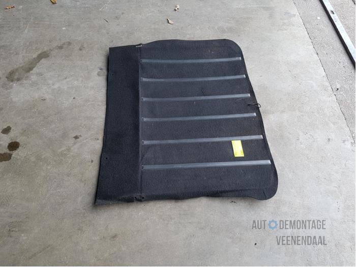 Boot mat from a Renault Scénic II (JM) 1.6 16V 2007