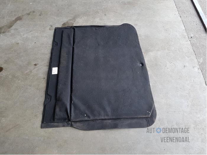 Boot mat from a Renault Scénic II (JM) 1.6 16V 2007