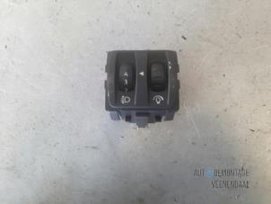 Used AIH headlight switch Renault Scénic II (JM) 1.6 16V Price € 10,50 Margin scheme offered by Autodemontage Veenendaal BV