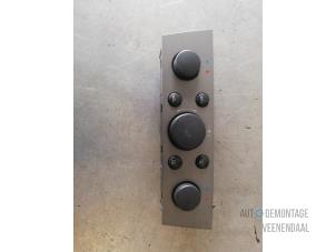 Used Heater control panel Opel Signum (F48) 2.2 DGI 16V Price € 35,00 Margin scheme offered by Autodemontage Veenendaal BV