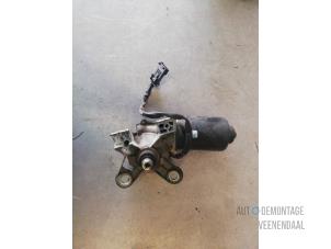Used Front wiper motor Opel Signum (F48) 2.2 DGI 16V Price € 20,00 Margin scheme offered by Autodemontage Veenendaal BV