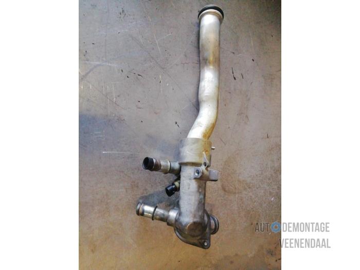Thermostat housing from a Opel Signum (F48) 2.2 DGI 16V 2004
