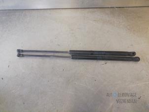 Used Set of tailgate gas struts Seat Ibiza III (6L1) 1.9 TDI 100 Price € 9,00 Margin scheme offered by Autodemontage Veenendaal BV