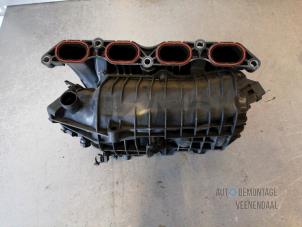 Used Intake manifold Peugeot 308 (4A/C) 1.4 VTI 16V Price € 48,00 Margin scheme offered by Autodemontage Veenendaal BV