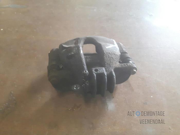 Front brake calliper, left from a Peugeot 308 (4A/C) 1.4 VTI 16V 2008