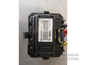 Used Heater resistor Peugeot 308 (4A/C) 1.4 VTI 16V Price € 10,00 Margin scheme offered by Autodemontage Veenendaal BV