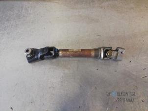 Used Steering gear unit Renault Clio III (BR/CR) 1.4 16V Price € 25,00 Margin scheme offered by Autodemontage Veenendaal BV