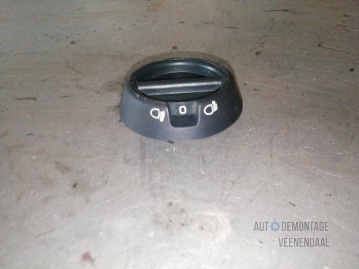 AIH headlight switch from a Renault Kangoo (KC) 1.9 D 55 2000
