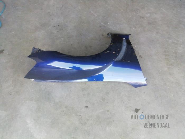 Front wing, right from a Mazda RX-8 (SE17) M5 2009