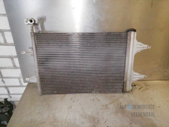 Air conditioning radiator from a Volkswagen Polo IV (9N1/2/3) 1.2 12V 2007