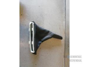 Used Parking brake lever cover Opel Astra J (PC6/PD6/PE6/PF6) 1.4 16V ecoFLEX Price € 26,25 Margin scheme offered by Autodemontage Veenendaal BV