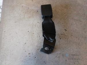 Used Rear seatbelt buckle, left BMW 1 serie (E87/87N) 120d 16V Price € 7,35 Margin scheme offered by Autodemontage Veenendaal BV