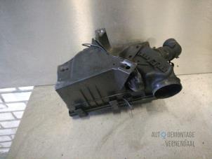 Used Air box Volvo S80 (TR/TS) 2.4 20V 140 Price € 35,70 Margin scheme offered by Autodemontage Veenendaal BV